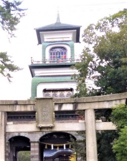 尾山神社　神門